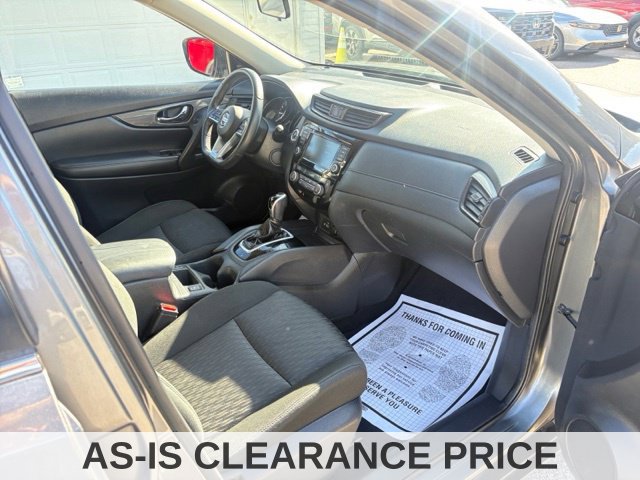 Used 2020 Nissan Rogue SV FWD image 39