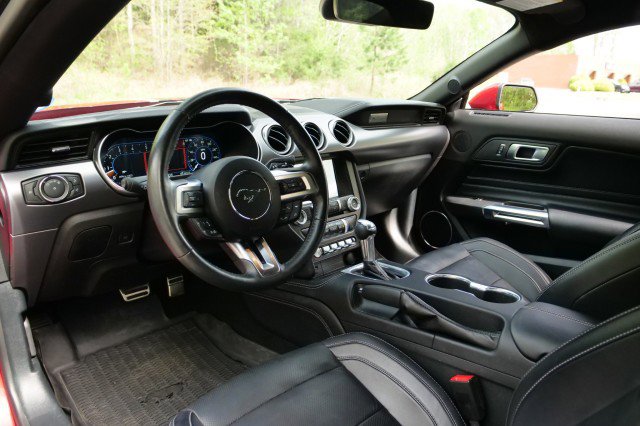 Used 2021 Ford Mustang GT Premium w/ Equipment Group 401A RWD image 2