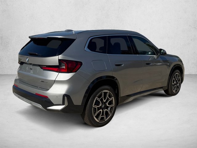 New 2026 BMW X1 xDrive28i w/ Technology Package AWD/4WD image 2