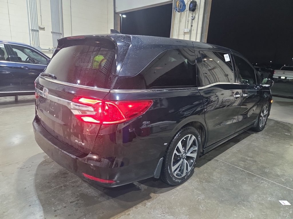 Used 2018 Honda Odyssey Elite image 7