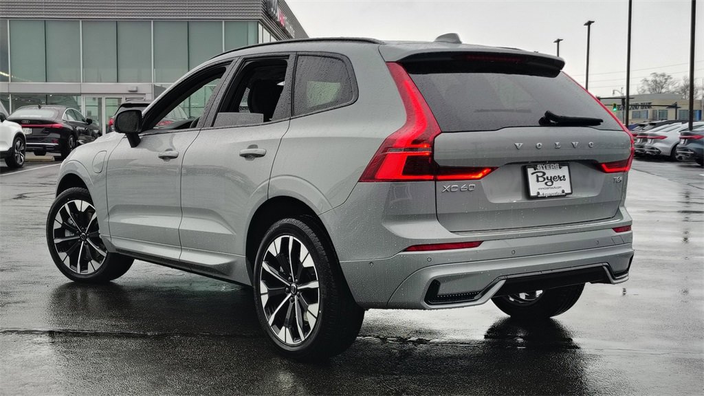 New 2026 Volvo XC60 T8 Plus w/ Protection Package Premier image 4