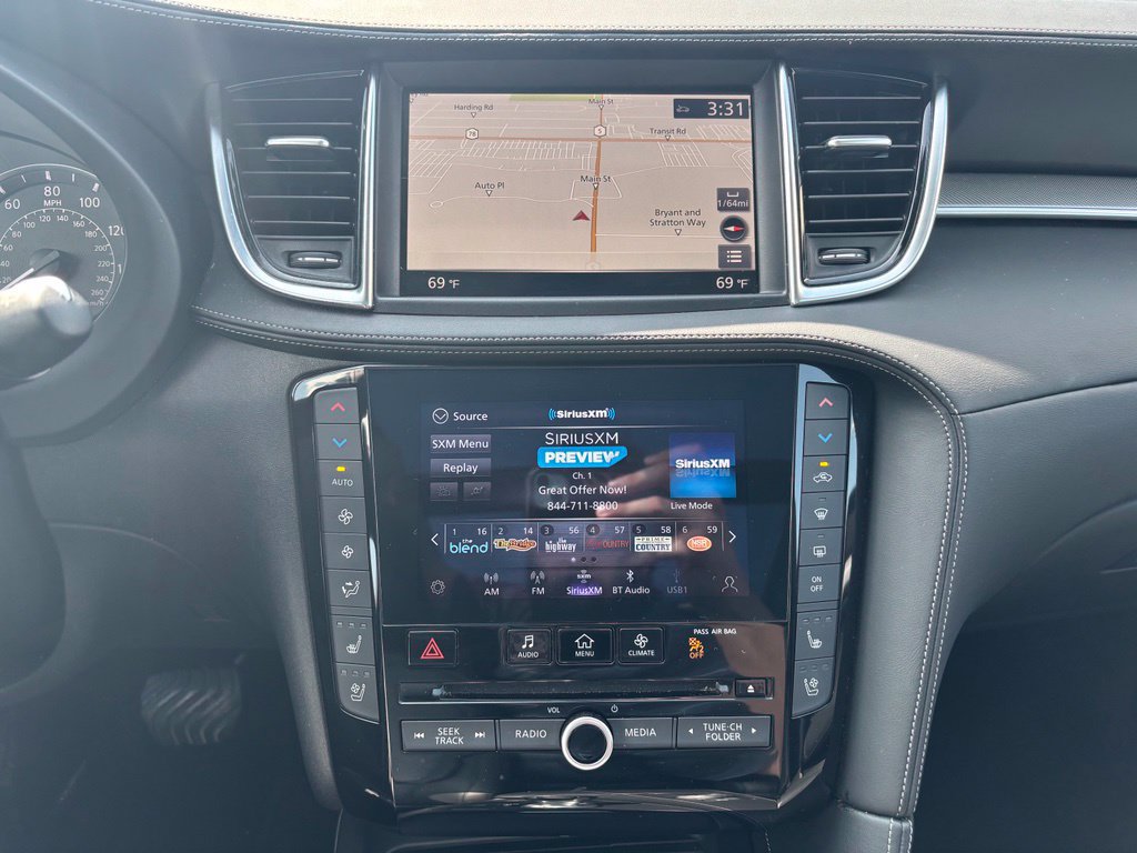 Used 2021 INFINITI QX50 Sensory w/ Accent Package AWD/4WD image 16