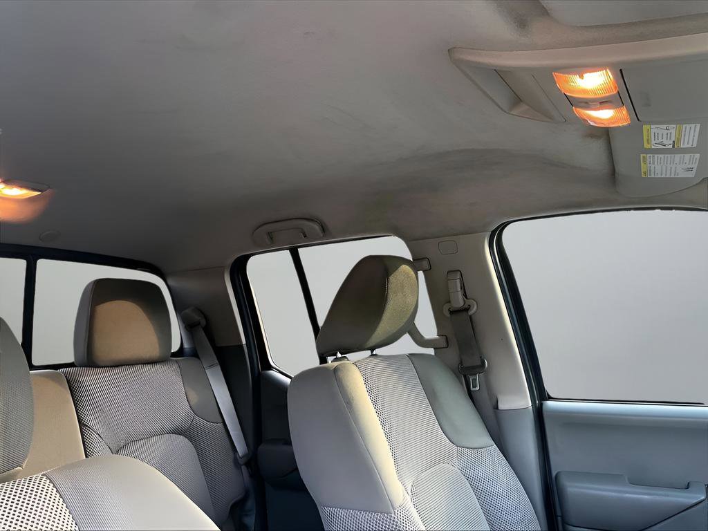 Used 2021 Nissan Frontier SV image 20