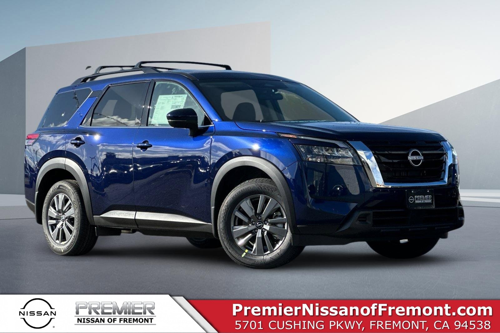 New 2025 Nissan Pathfinder SV image 1