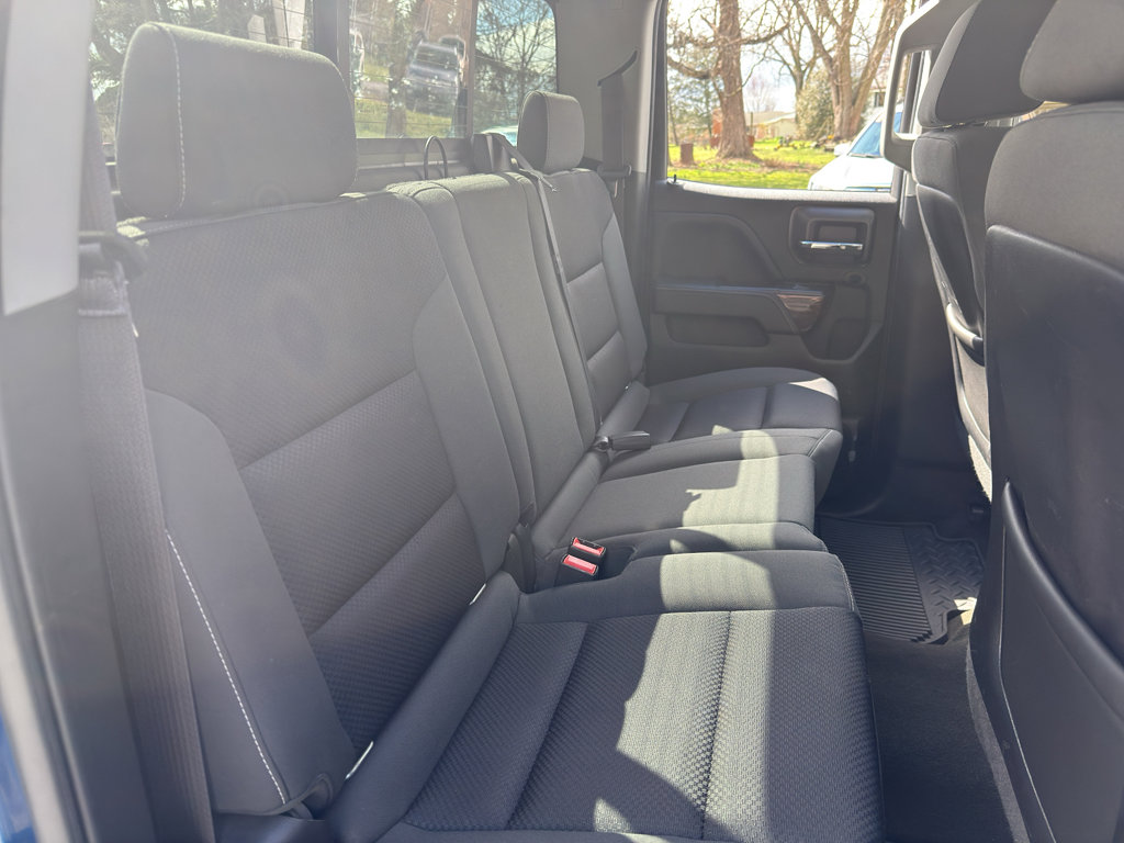 Used 2015 GMC Sierra 1500 SLE w/ SLE Value Package image 31