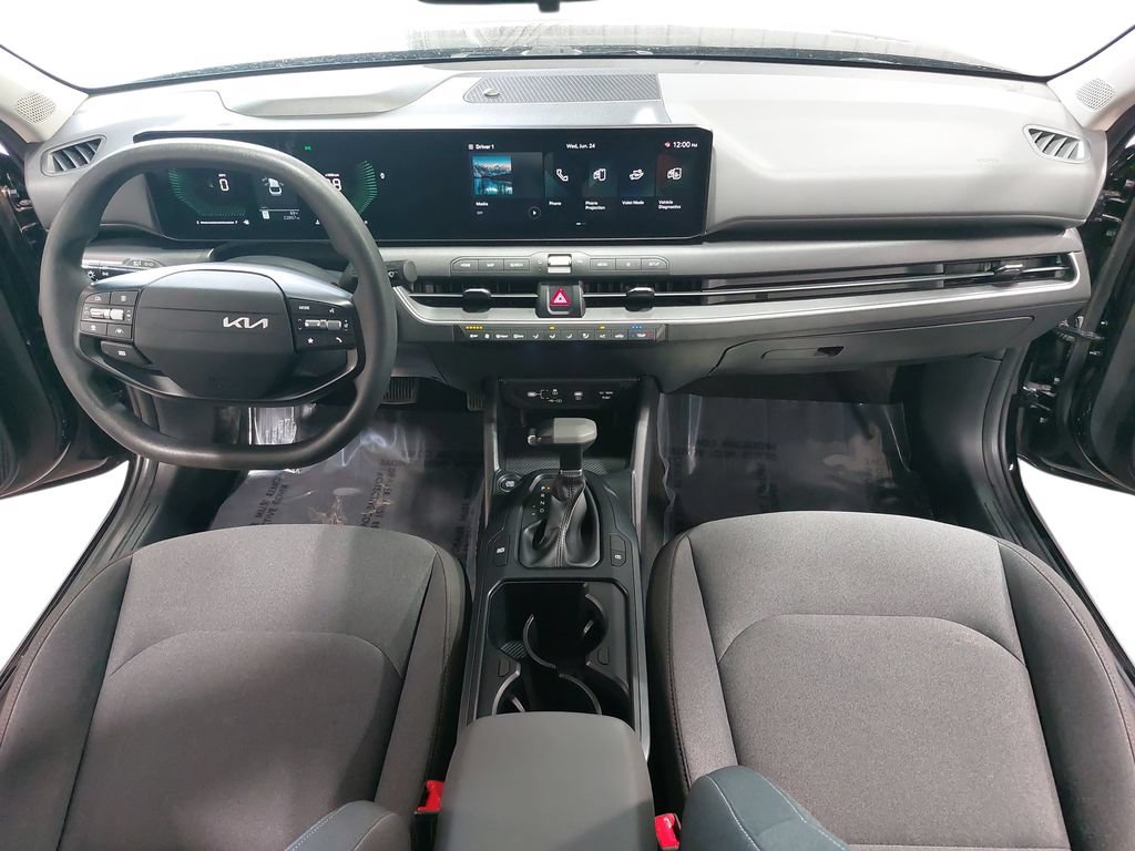 Used 2025 Kia K4 FWD image 9
