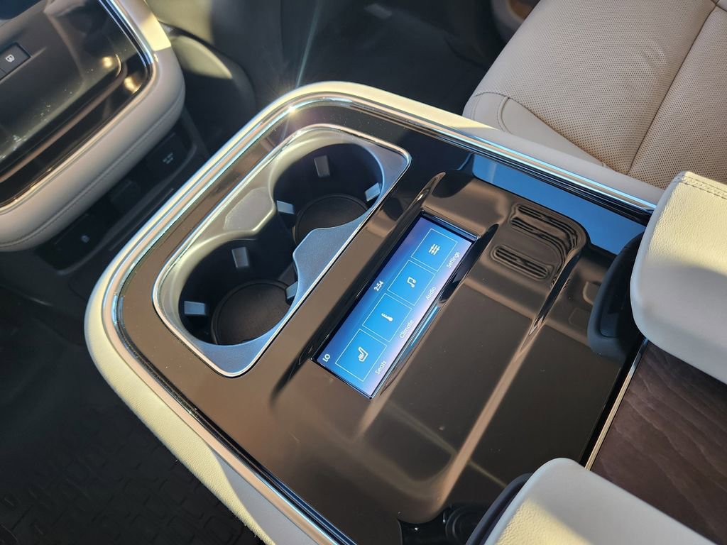 Used 2024 Lincoln Navigator L Reserve image 30