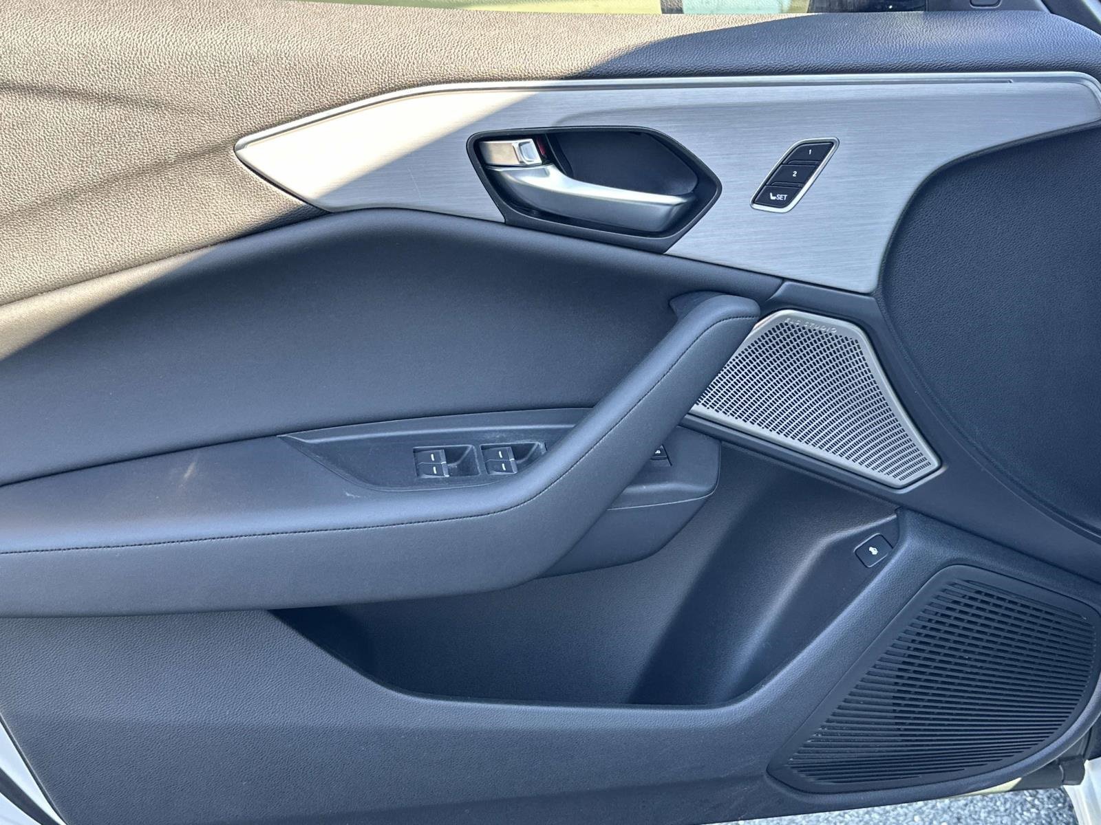 Certified 2022 Acura TLX w/ Technology Package image 8