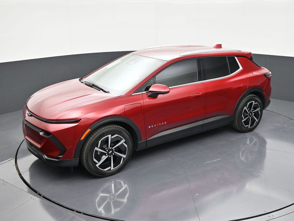 Used 2026 Chevrolet Equinox EV LT image 12