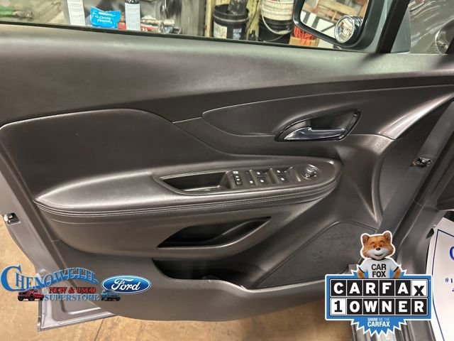 Used 2020 Buick Encore Preferred image 11