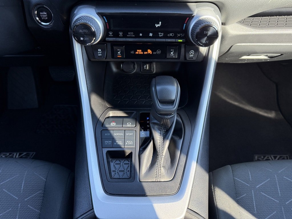 Used 2024 Toyota RAV4 XLE w/ Weather Package image 18