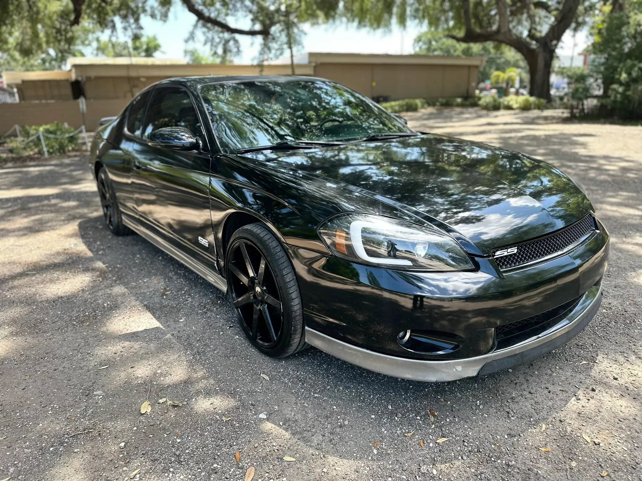 Used 2006 Chevrolet Monte Carlo SS w/ Convenience Package FWD image 3