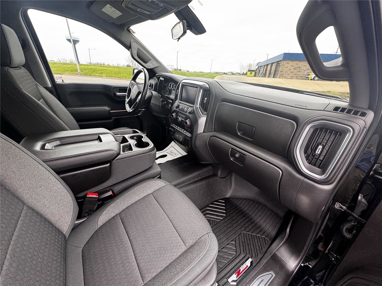 Used 2020 Chevrolet Silverado 1500 LT w/ All-Star Edition image 9