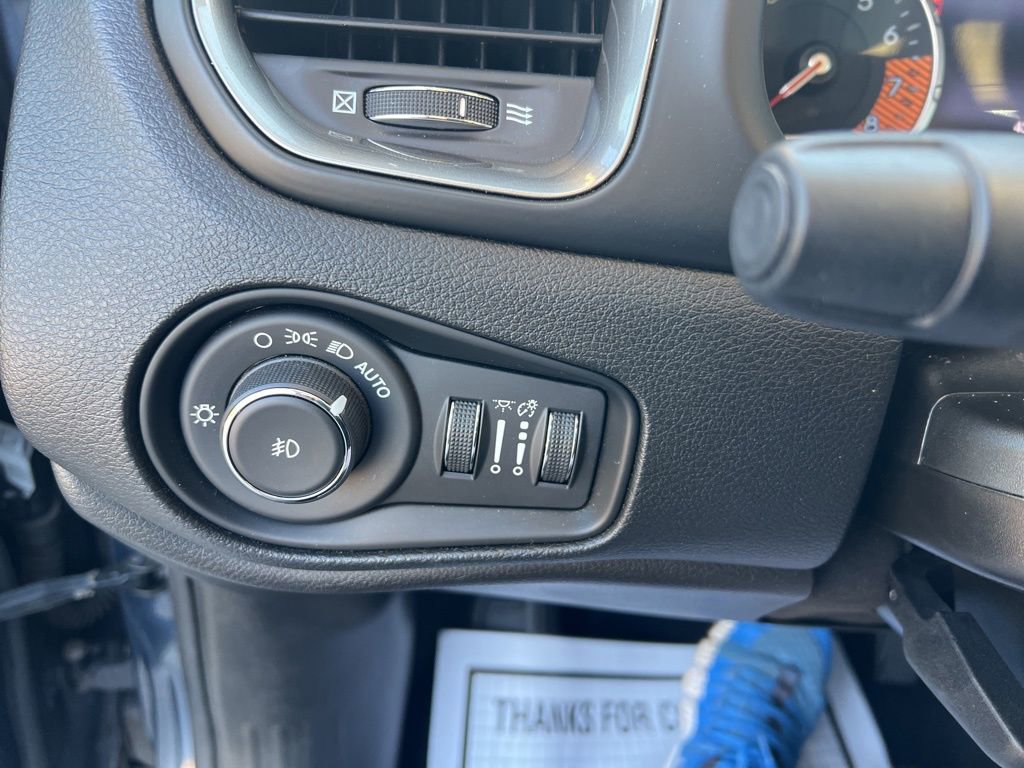 Certified 2020 Jeep Renegade Limited AWD/4WD image 47