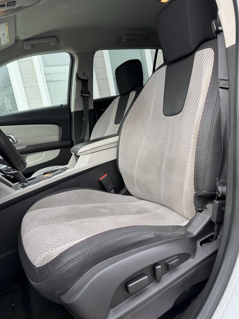 Used 2013 GMC Terrain SLE image 4