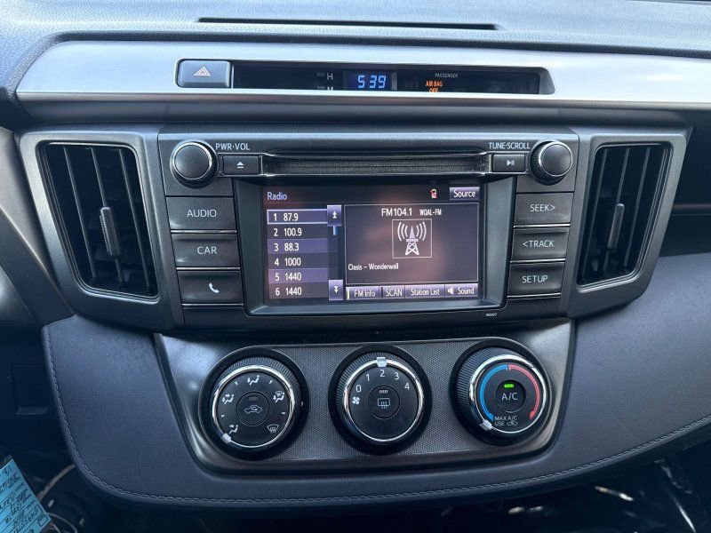 Used 2014 Toyota RAV4 LE AWD/4WD image 25