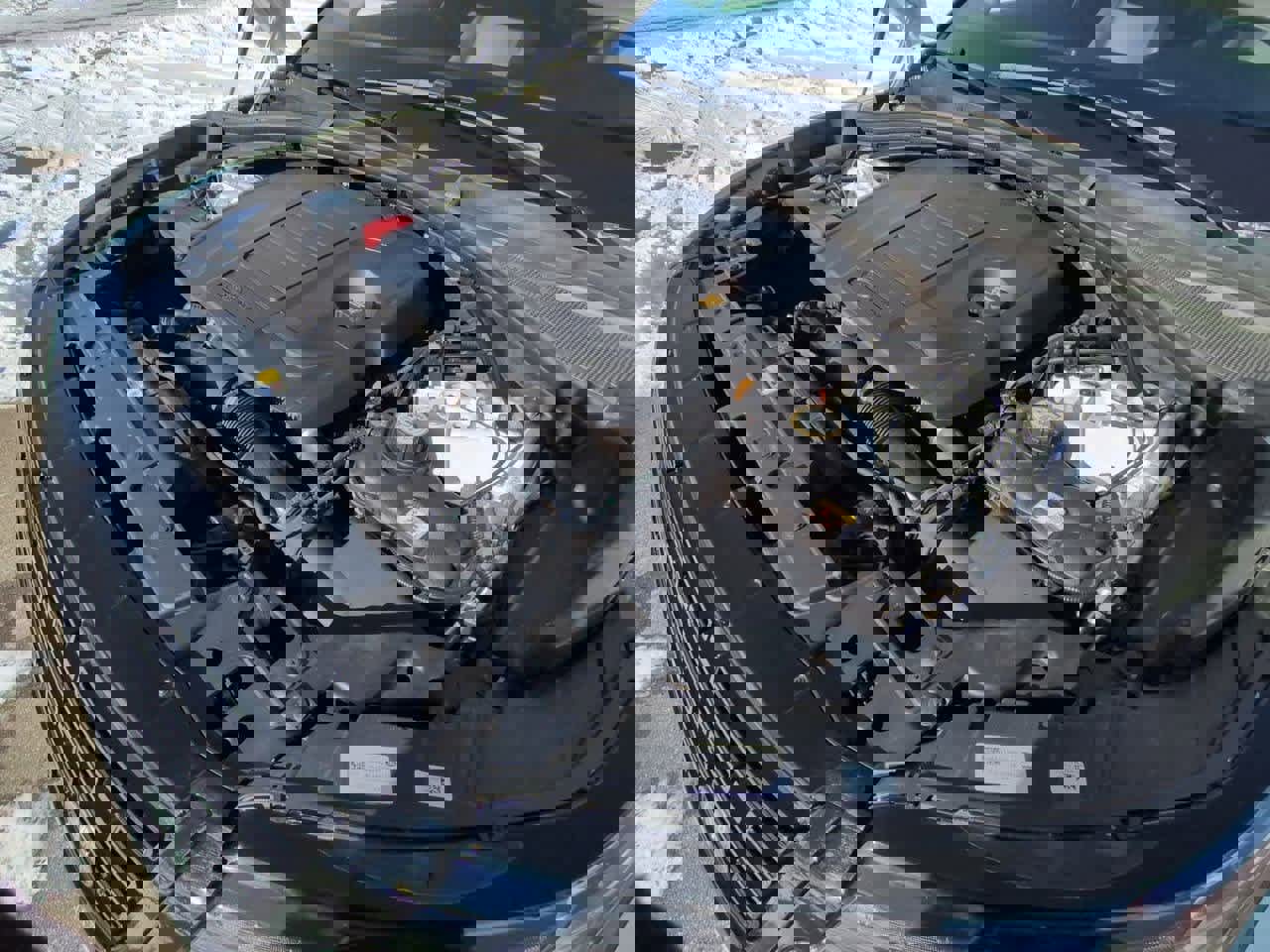 Used 2024 Land Rover Range Rover Velar S image 13