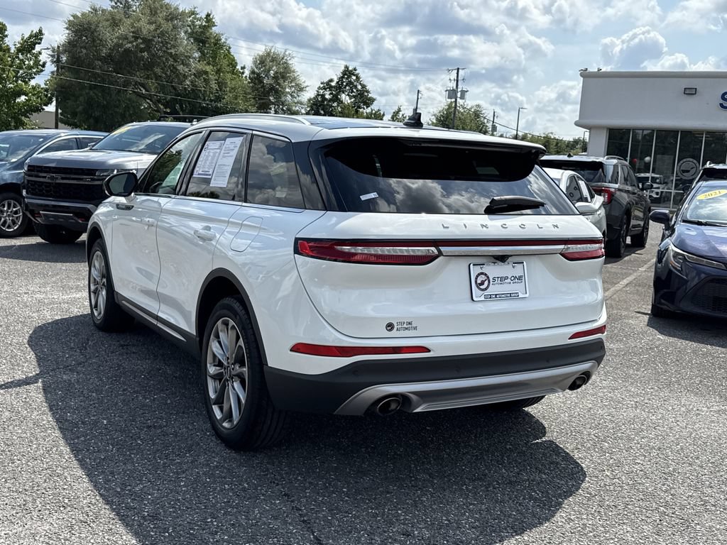 Used 2022 Lincoln Corsair AWD w/ Premium Package image 5