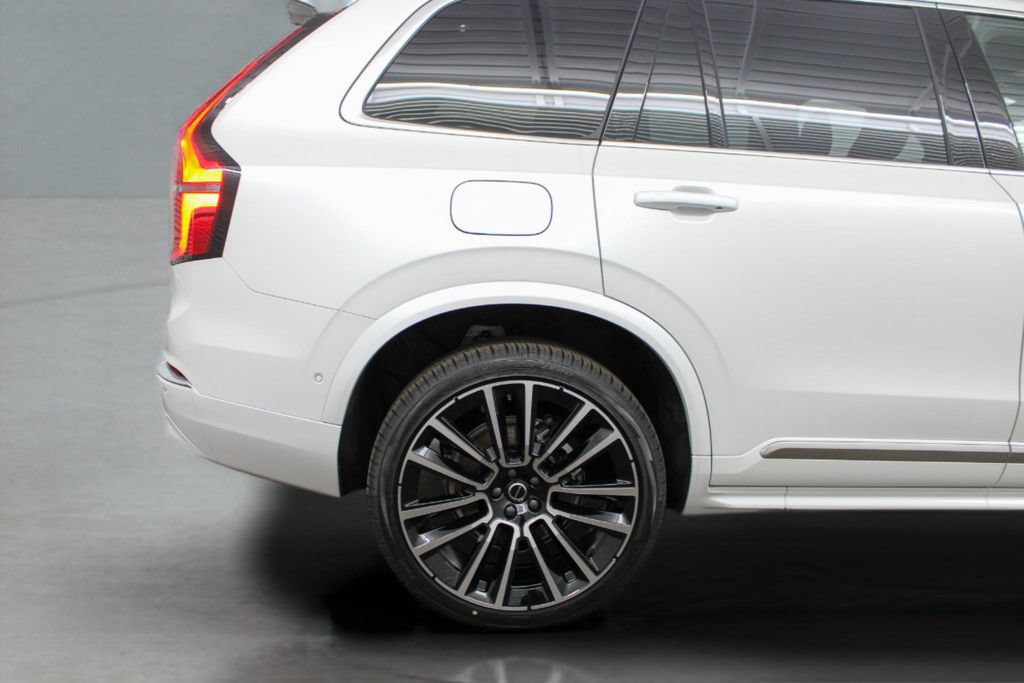 New 2026 Volvo XC90 B6 Plus AWD/4WD image 30