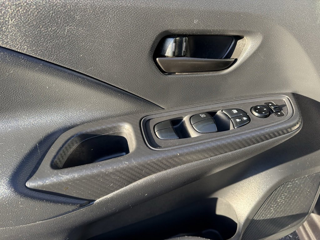 Used 2021 Nissan Versa S image 17
