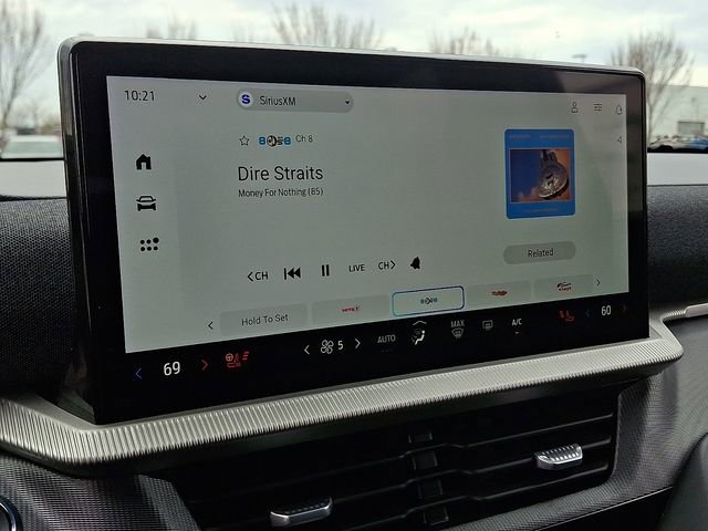 Used 2025 Ford Explorer ST-Line image 4