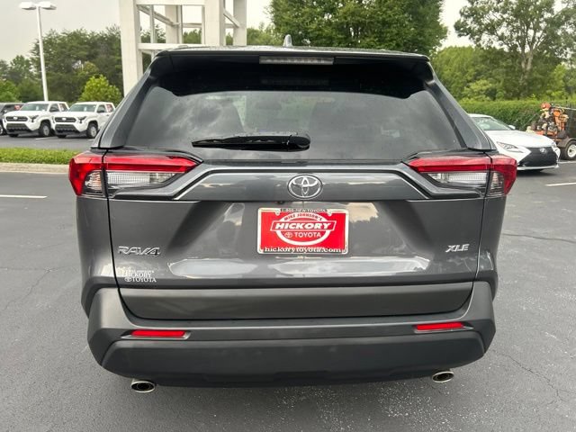 Used 2025 Toyota RAV4 XLE FWD image 8
