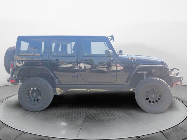 Used 2017 Jeep Wrangler Unlimited Rubicon w/ Cold Weather Group image 6