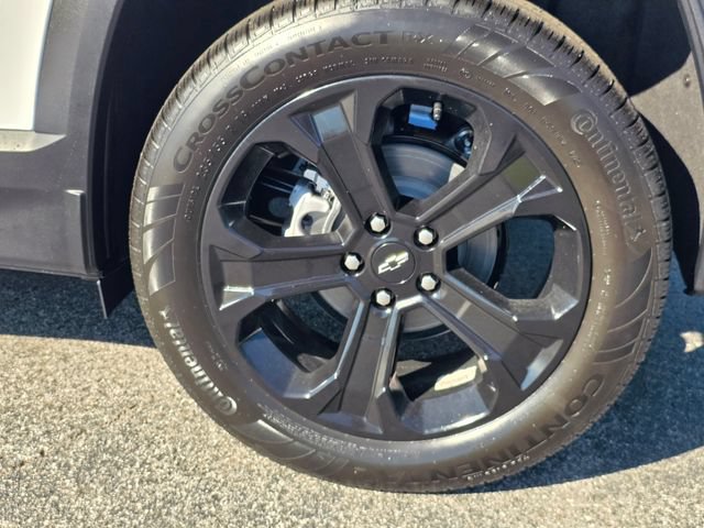 New 2027 Chevrolet Equinox LT w/ Convenience Package II FWD image 9