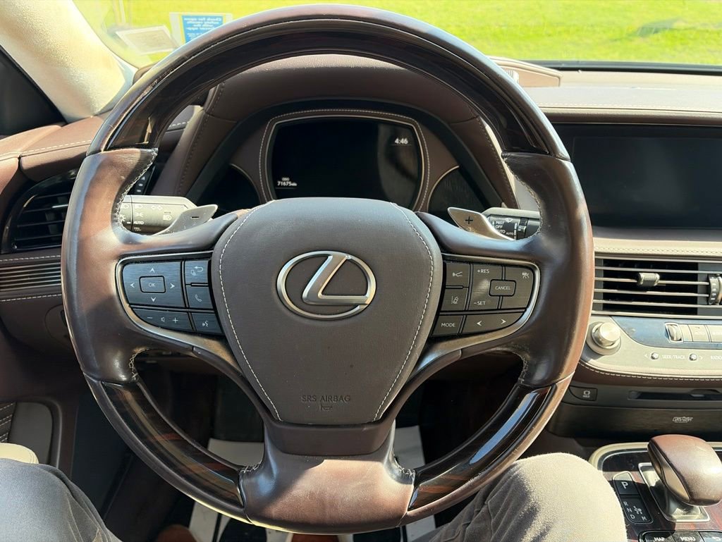 Used 2019 Lexus LS 500 w/ Interior Upgrade Package RWD image 5