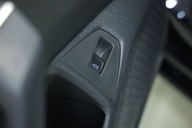 New 2025 Volkswagen Jetta SE image 33