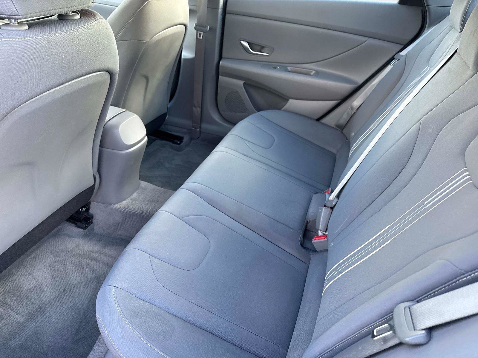 Used 2023 Hyundai Elantra SEL w/ Cargo Package image 14