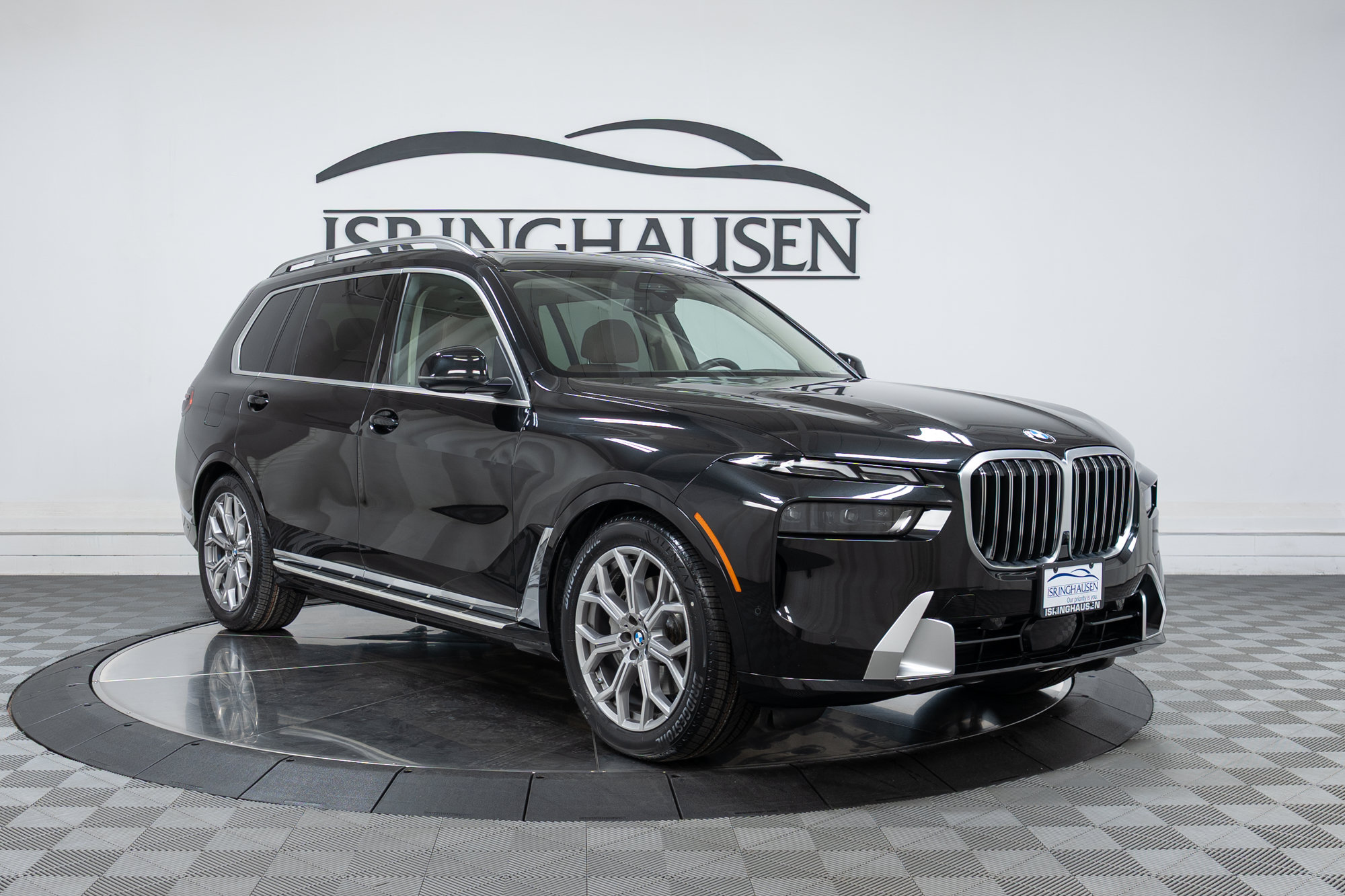 Used 2024 BMW X7 xDrive40i w/ Executive Package AWD/4WD image 3