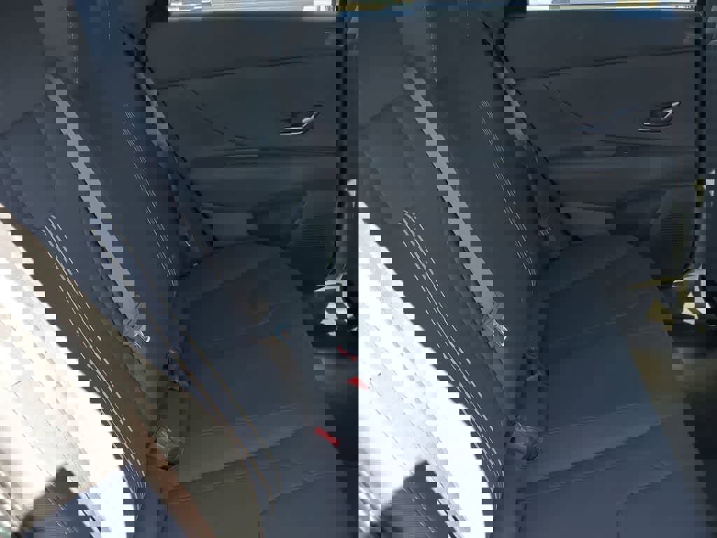 New 2026 Hyundai Elantra Blue image 21