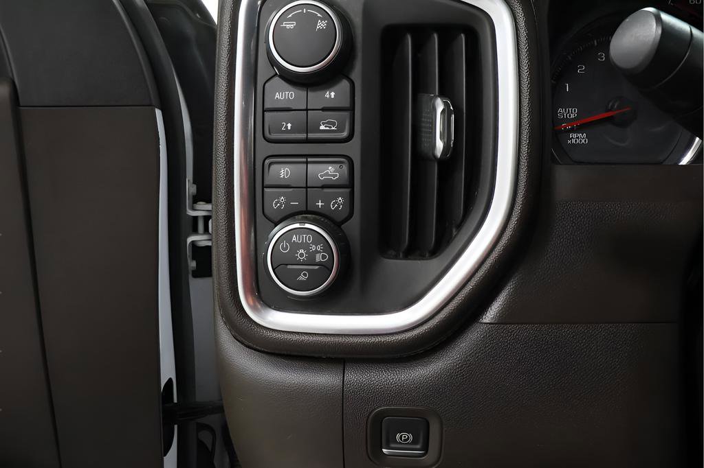 Used 2019 Chevrolet Silverado 1500 LTZ w/ LTZ Convenience Package image 19