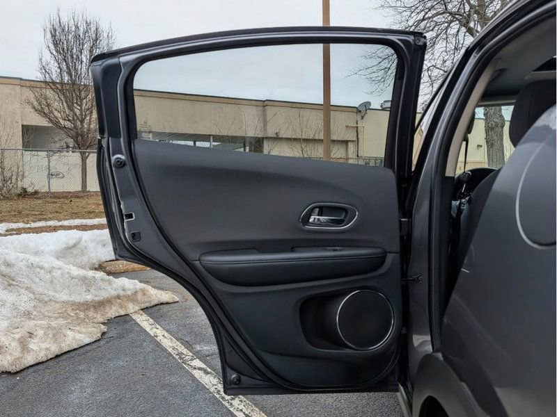 Used 2020 Honda HR-V EX image 11