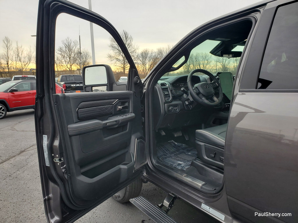 New 2026 RAM 3500 Limited image 26