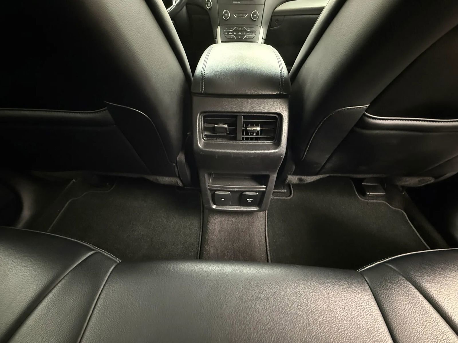 Used 2019 Ford Edge SEL w/ Equipment Group 201A AWD/4WD image 28