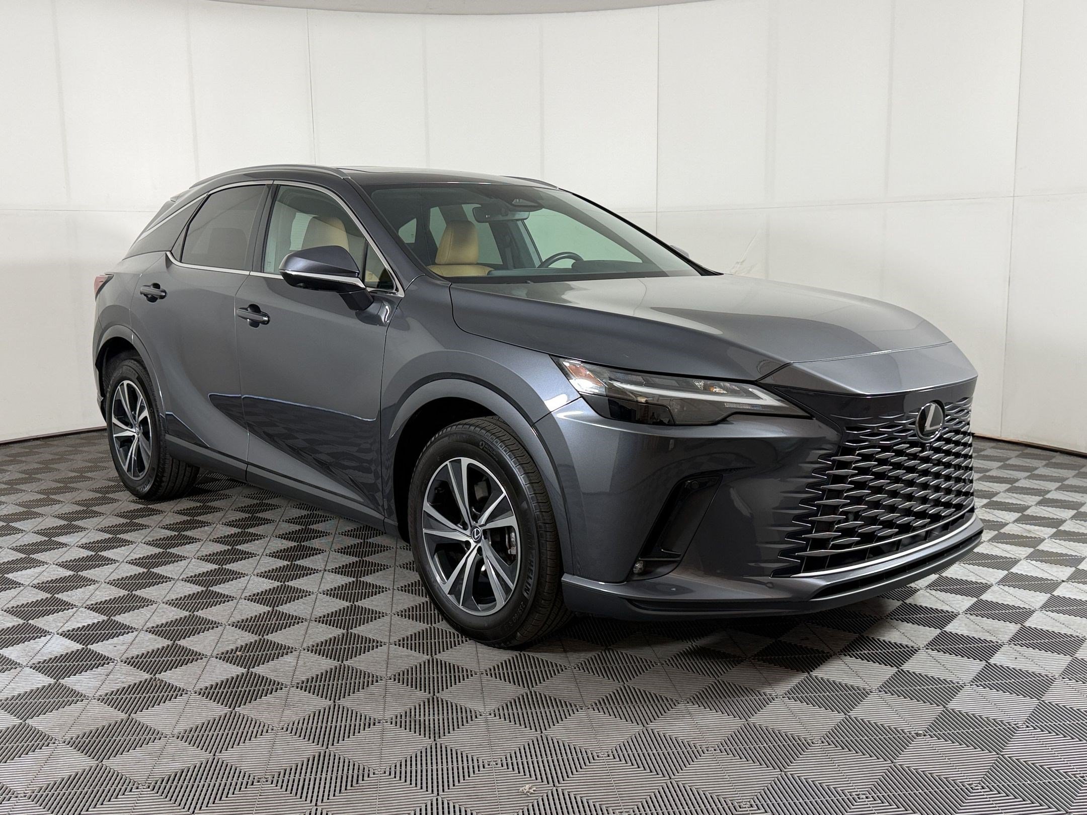 Used 2024 Lexus RX 350 Premium w/ Convenience Package AWD/4WD image 7