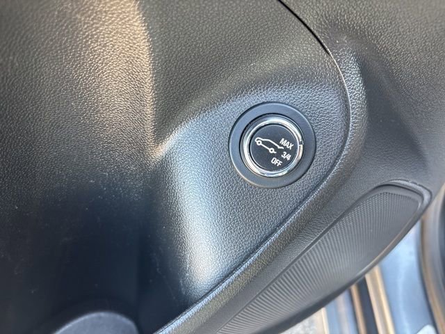 Used 2021 Buick Encore GX Select w/ Sport Touring Package FWD image 18