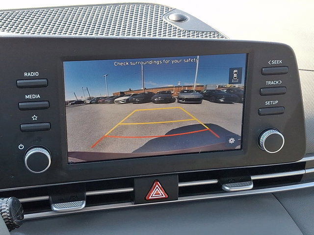 Certified 2023 Hyundai Elantra SEL image 17