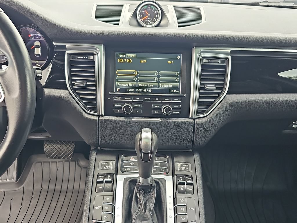 Used 2015 Porsche Macan S AWD/4WD image 20