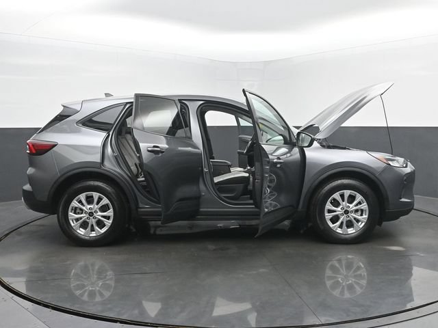 Used 2025 Ford Escape Active AWD/4WD image 59