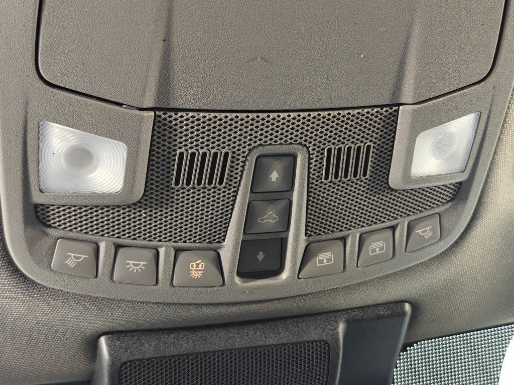 Used 2019 Ford F150 Lariat image 11