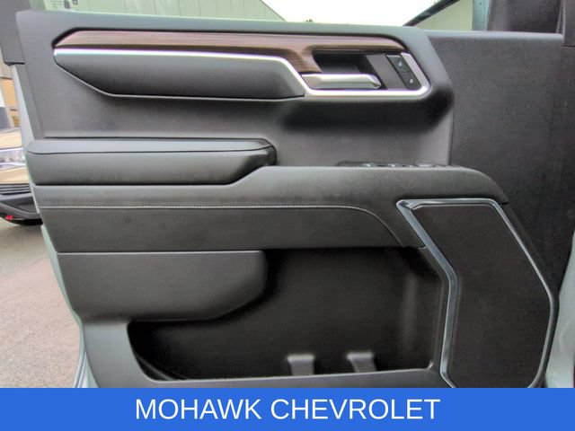 Used 2023 Chevrolet Silverado 1500 LT w/ Safety Package AWD/4WD image 22