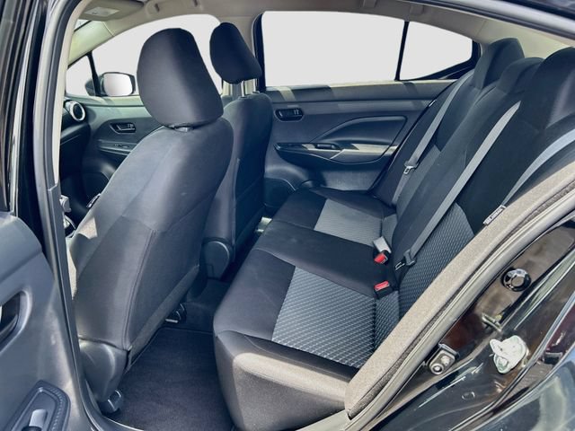 Certified 2021 Nissan Versa S FWD image 18