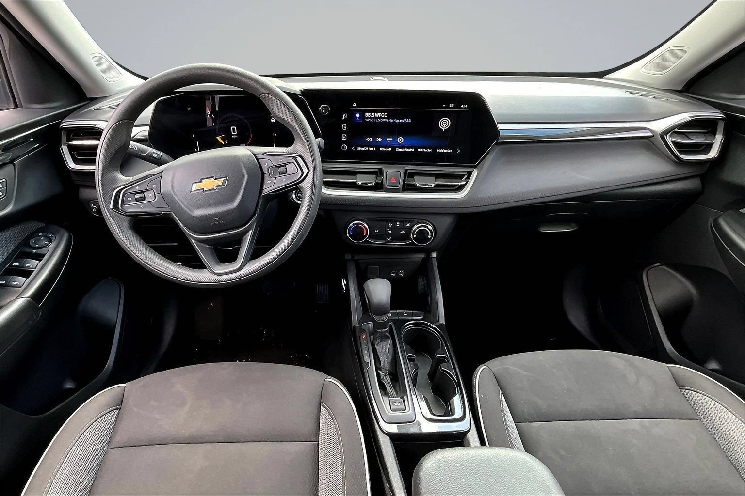 Used 2024 Chevrolet TrailBlazer LS FWD image 8