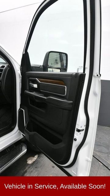 Used 2024 RAM 2500 Laramie image 10