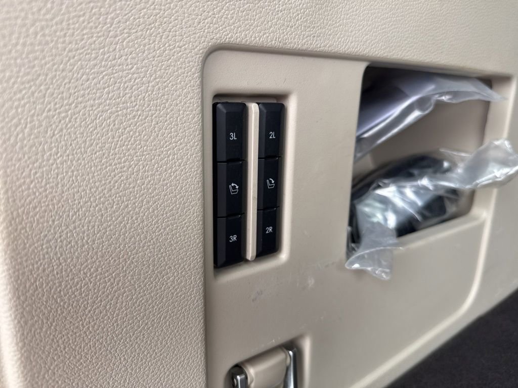 Used 2021 Lincoln Navigator L Reserve w/ Luxury Package image 12