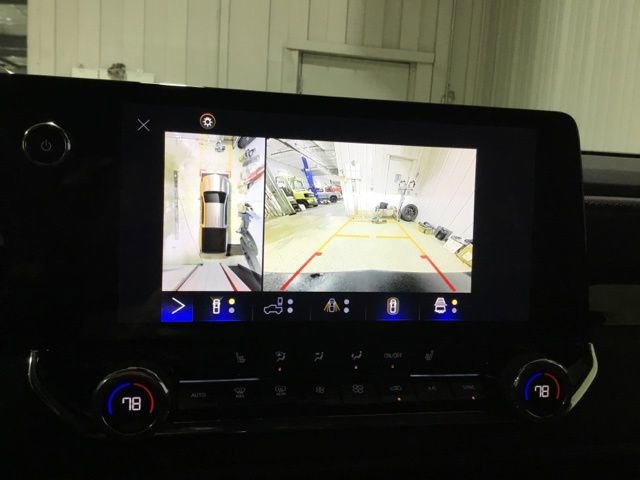 Used 2024 Chevrolet Colorado Z71 w/ Z71 Convenience Package 2 image 34