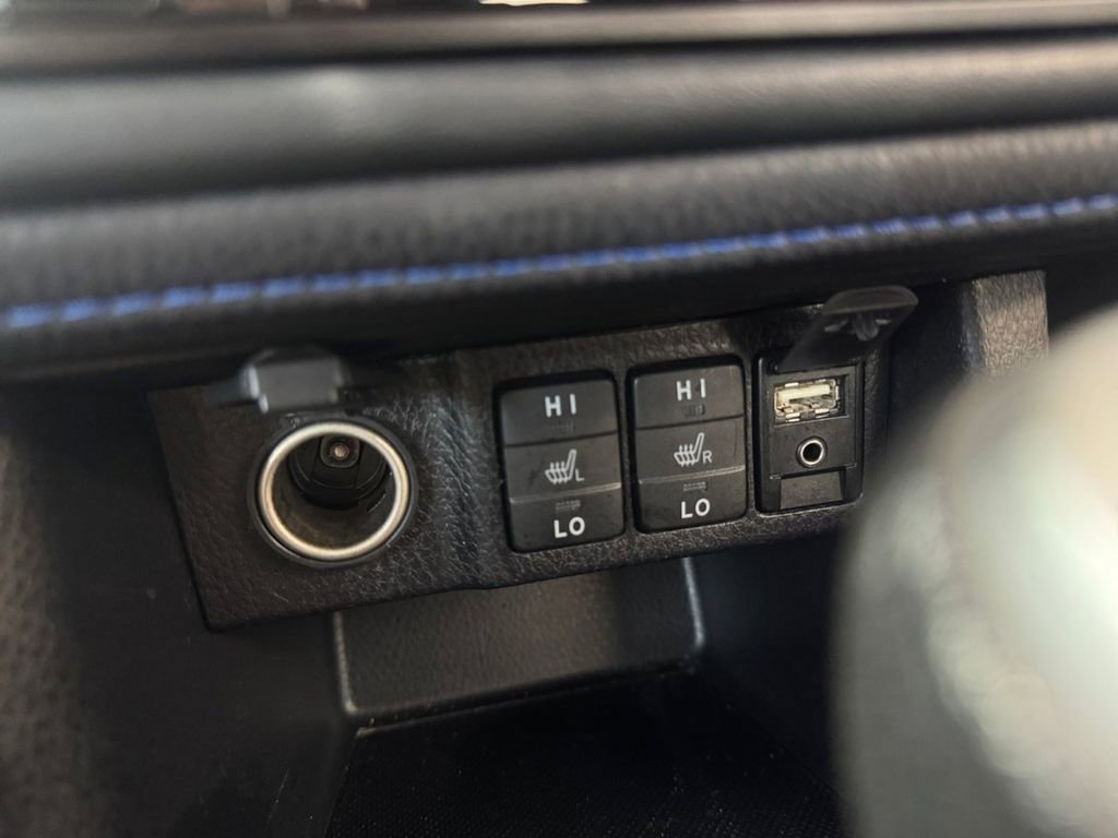 Used 2019 Toyota Corolla L image 28